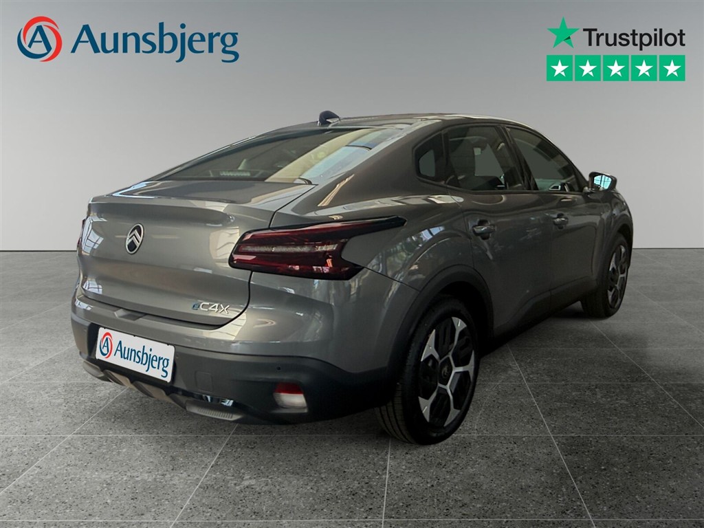 Citroën e-C4 X EL Plus 156HK 5d Aut. - Image 7