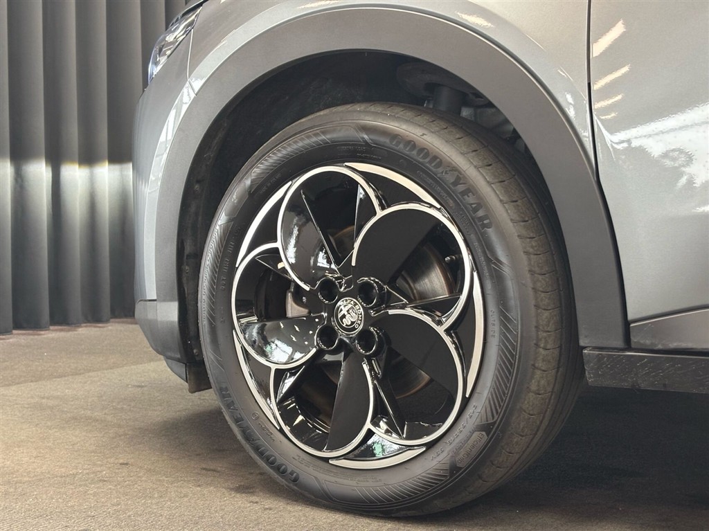 Alfa Romeo Junior EL Core 156HK 5d Aut. - Image 8
