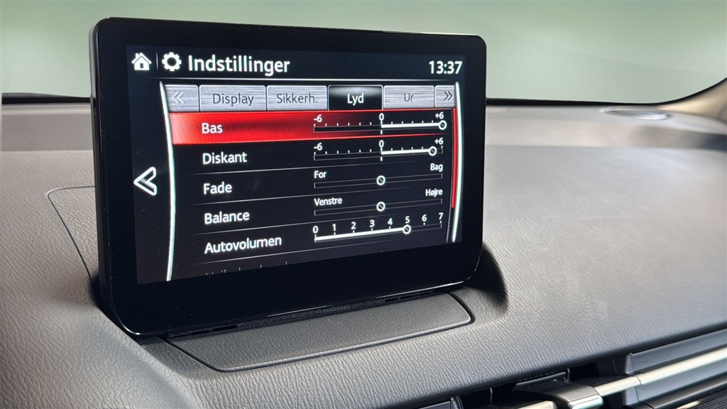 Mazda 2 1,5 e-Skyactiv-G Mild hybrid Centre-Line 90HK 5d 6g - Image 16