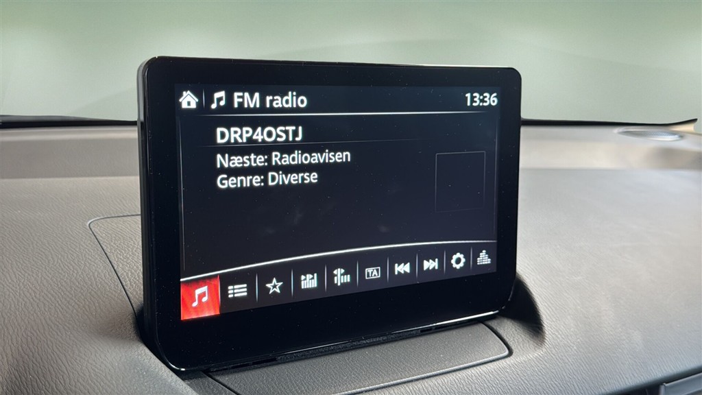 Mazda 2 1,5 e-Skyactiv-G Mild hybrid Centre-Line 90HK 5d 6g - Image 17