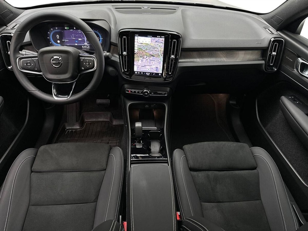 Volvo C40 Recharge Extended Range Ultimate 4WD 408HK 5d Aut. - Image 6