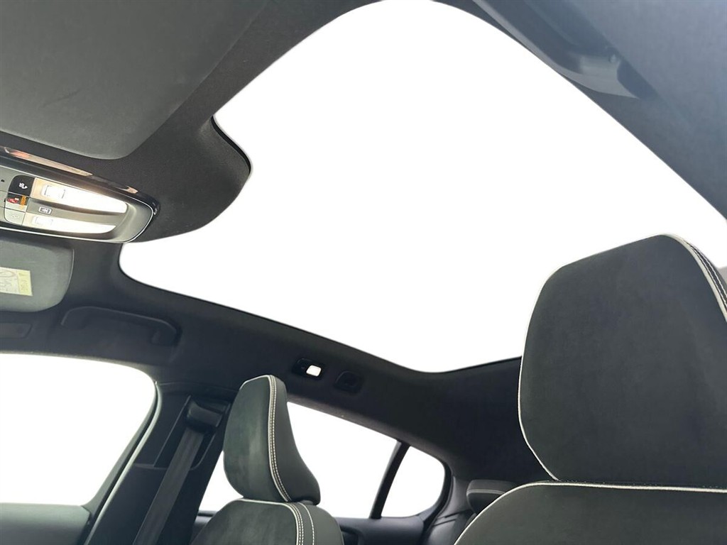 Volvo C40 Recharge Extended Range Ultimate 4WD 408HK 5d Aut. - Image 18