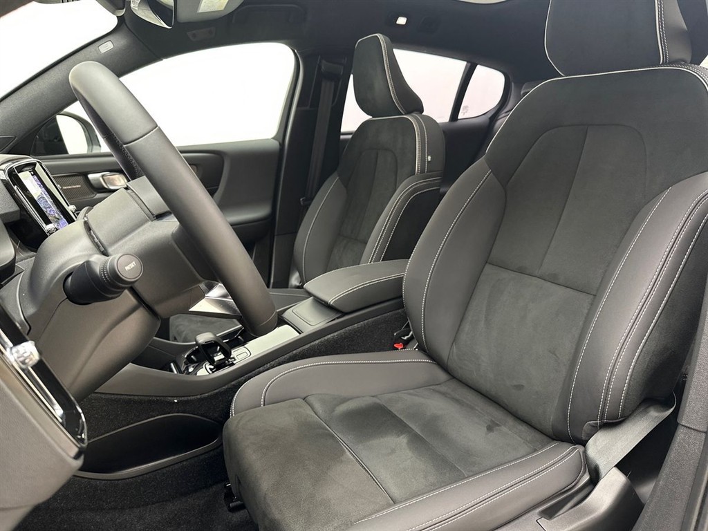 Volvo C40 Recharge Extended Range Ultimate 4WD 408HK 5d Aut. - Image 19