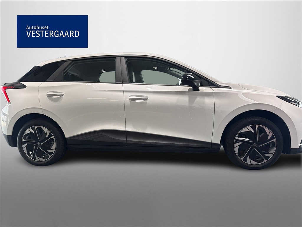 MG MG4 Electric EL Standard Range 170HK 5d Aut. - Image 3