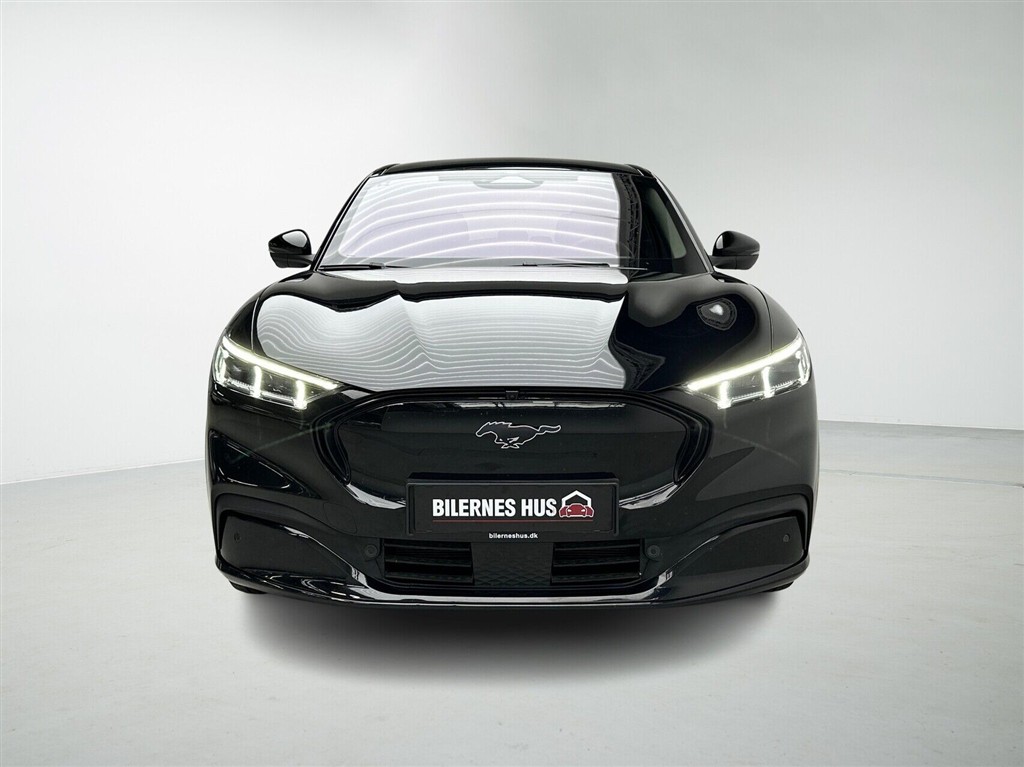 Ford Mustang Mach-E EL UR Premium AWD 351HK 5d Aut. - Image 6