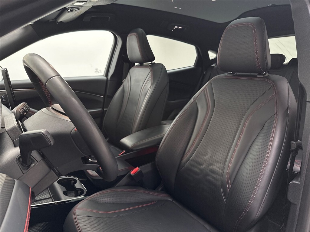 Ford Mustang Mach-E EL UR Premium AWD 351HK 5d Aut. - Image 18