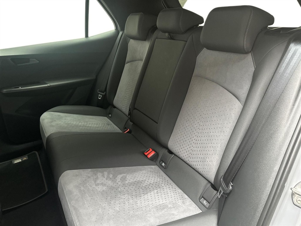Cupra Born EL Dinamica Pack High 204HK 5d Aut. - Image 13