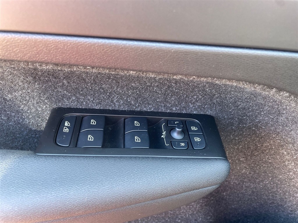 Volvo XC40 1,5 T4 Recharge Plugin-hybrid R-design 211HK 5d 7g Aut. - Image 20