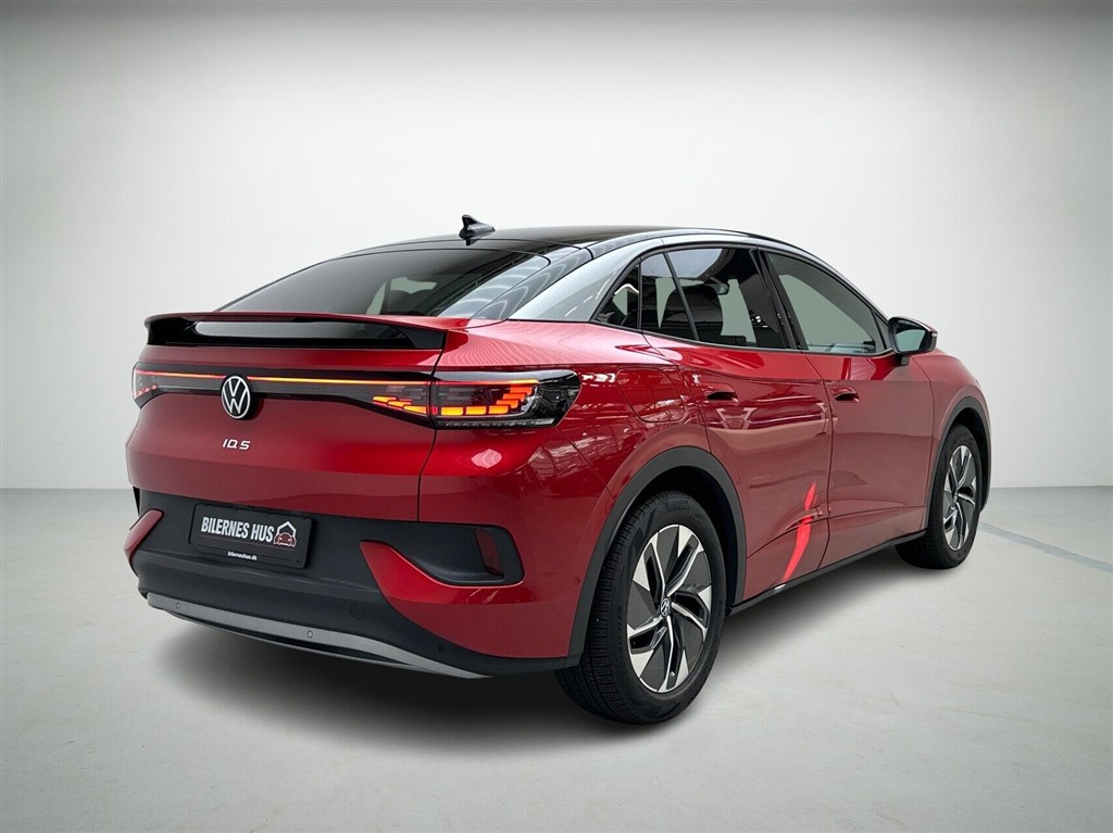 VW ID.5 EL Style+ 286HK 5d Aut. - Image 2