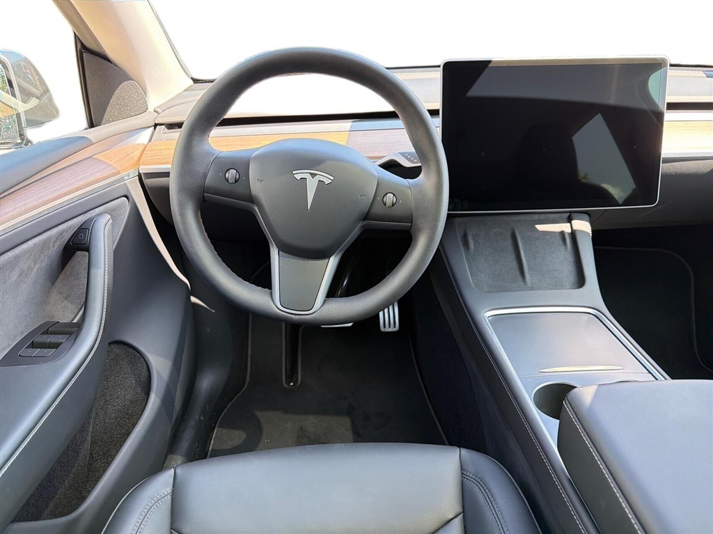 Tesla Model Y EL Performance AWD 534HK 5d Aut. - Image 10