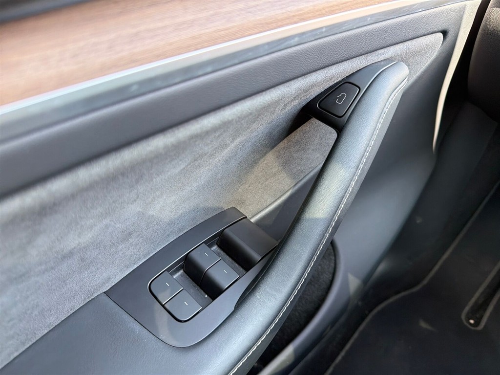 Tesla Model Y EL Performance AWD 534HK 5d Aut. - Image 20
