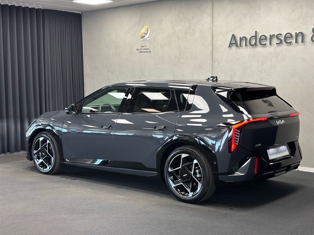 Kia EV4 Long Range GT-Line 204HK 5d Aut. - Image 3