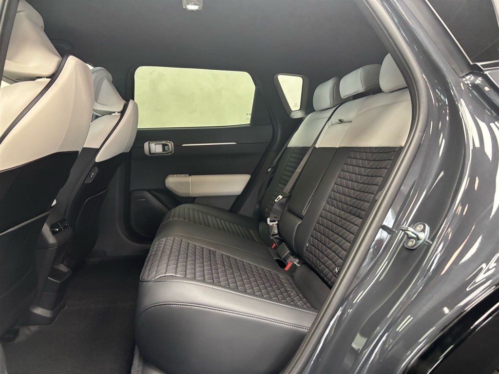 Kia EV4 Long Range GT-Line 204HK 5d Aut. - Image 9