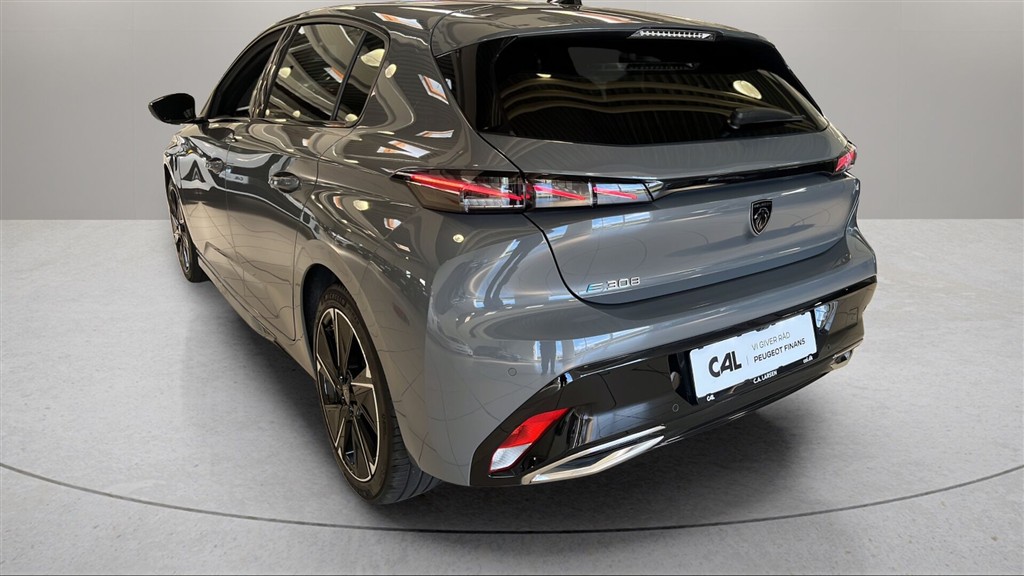 Peugeot e-308 EL First Edition 156HK 5d Aut. - Image 28