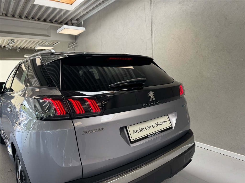 Peugeot 3008 1,6 PureTech Plugin-hybrid First Selection EAT8 225HK 5d 8g Aut. - Image 7