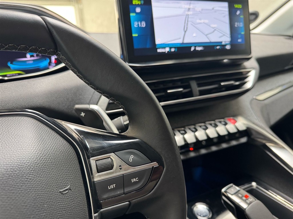 Peugeot 3008 1,6 PureTech Plugin-hybrid First Selection EAT8 225HK 5d 8g Aut. - Image 16