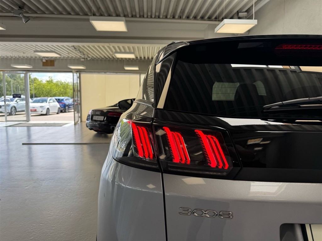 Peugeot 3008 1,6 PureTech Plugin-hybrid First Selection EAT8 225HK 5d 8g Aut. - Image 21