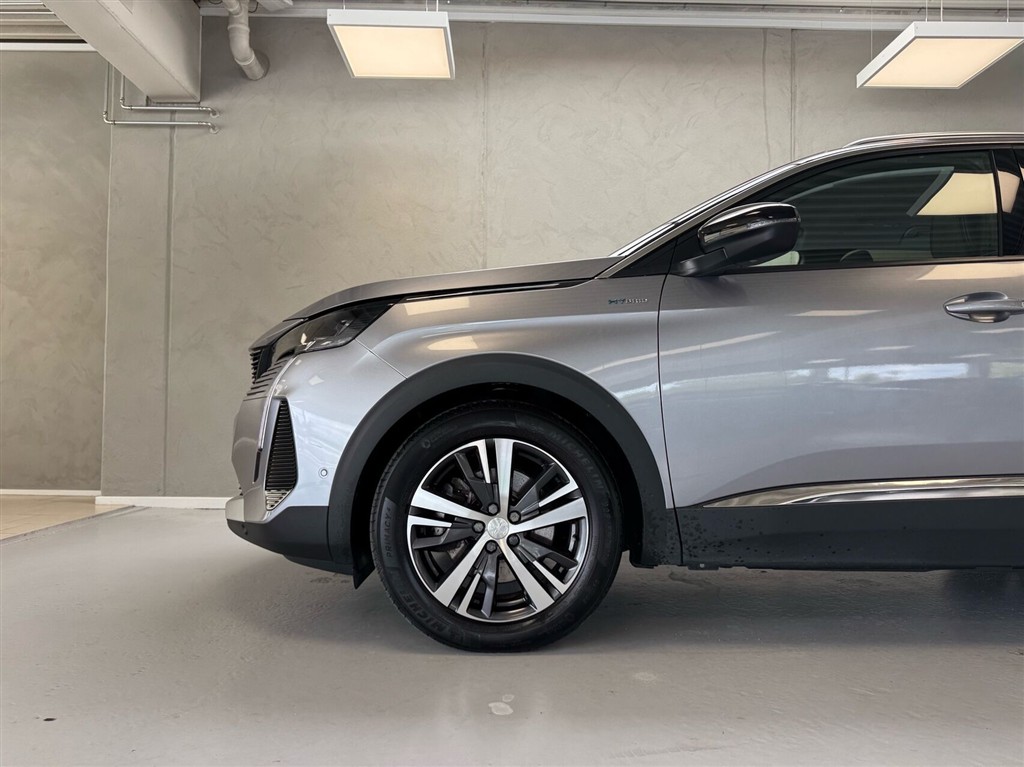 Peugeot 3008 1,6 PureTech Plugin-hybrid First Selection EAT8 225HK 5d 8g Aut. - Image 4