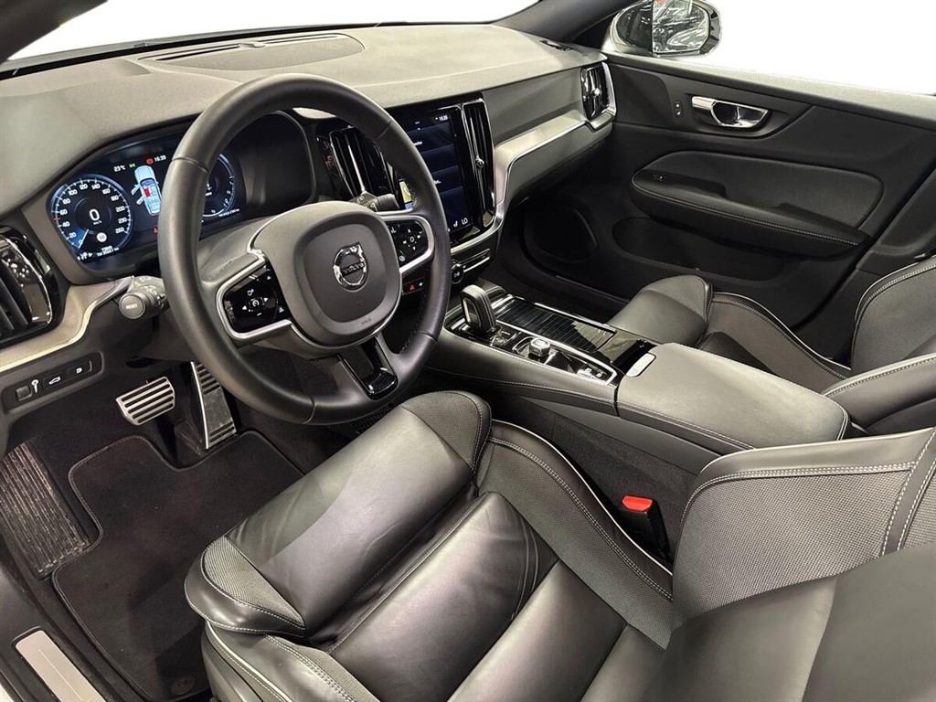 Volvo V60 2,0 T6 Recharge Plugin-hybrid R-design 340HK Stc 8g Aut. - Image 10