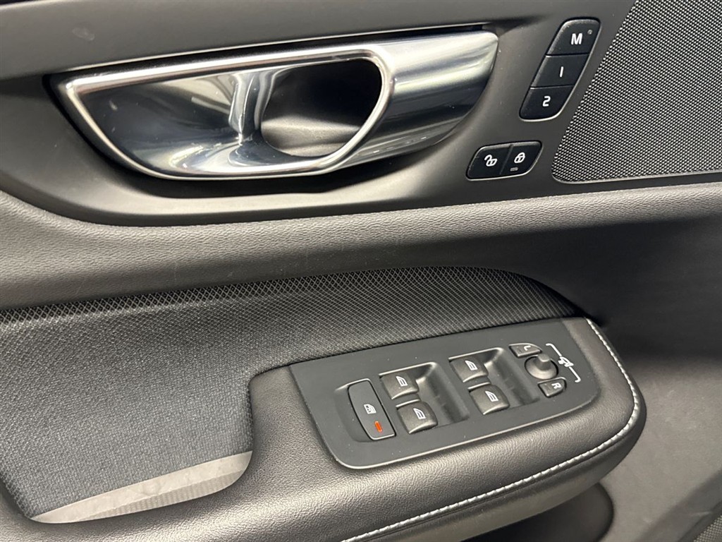Volvo V60 2,0 T6 Recharge Plugin-hybrid R-design 340HK Stc 8g Aut. - Image 21