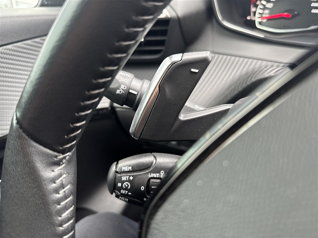 Peugeot 208 1,2 PureTech Selection Sport EAT8 100HK 5d 8g Aut. - Image 18