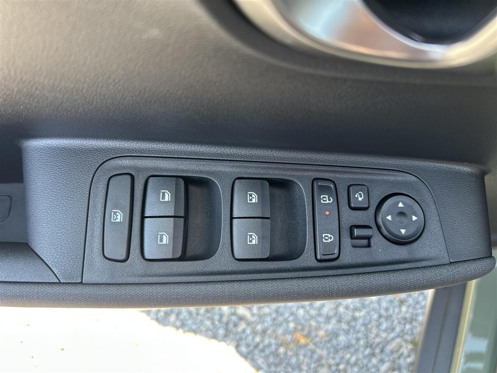 Hyundai Inster EL Long Range Pixel Plus 49 kWh 115HK Aut. - Image 15
