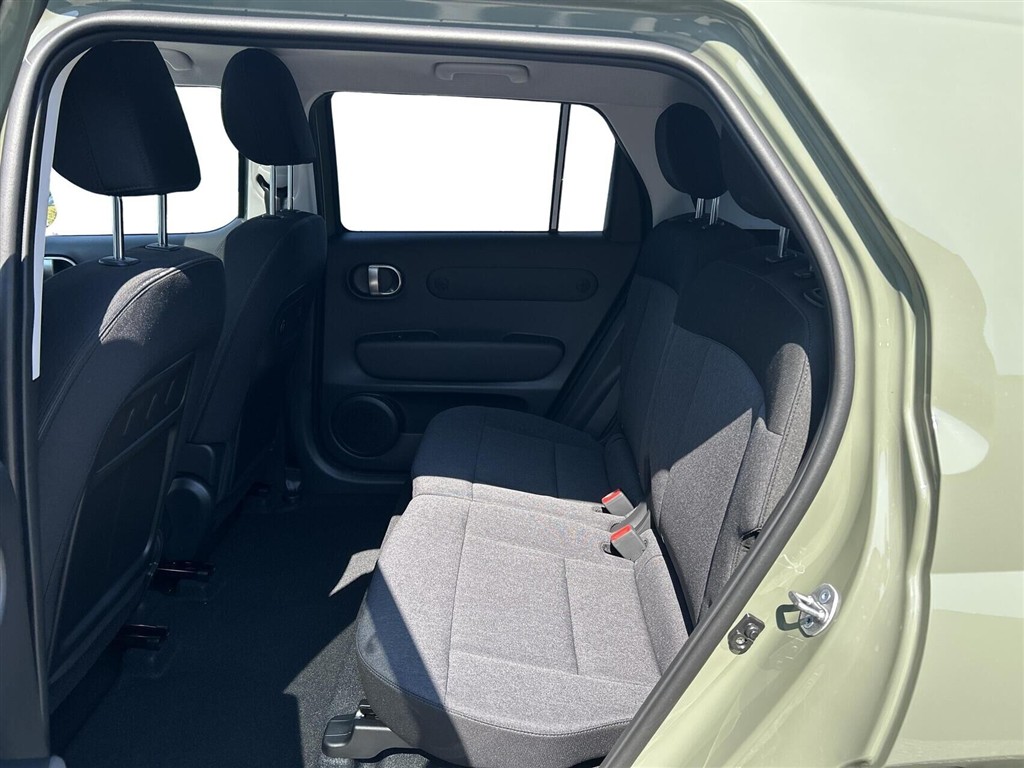 Hyundai Inster EL Long Range Pixel Plus 49 kWh 115HK Aut. - Image 5