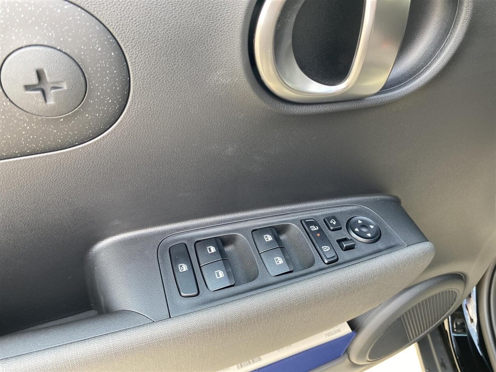 Hyundai Inster EL Long Range Advanced 115HK Aut. - Image 9