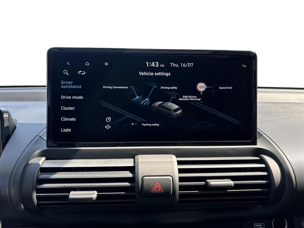 Hyundai Inster EL Long Range Pixel Plus 49 kWh 115HK Aut. - Image 10