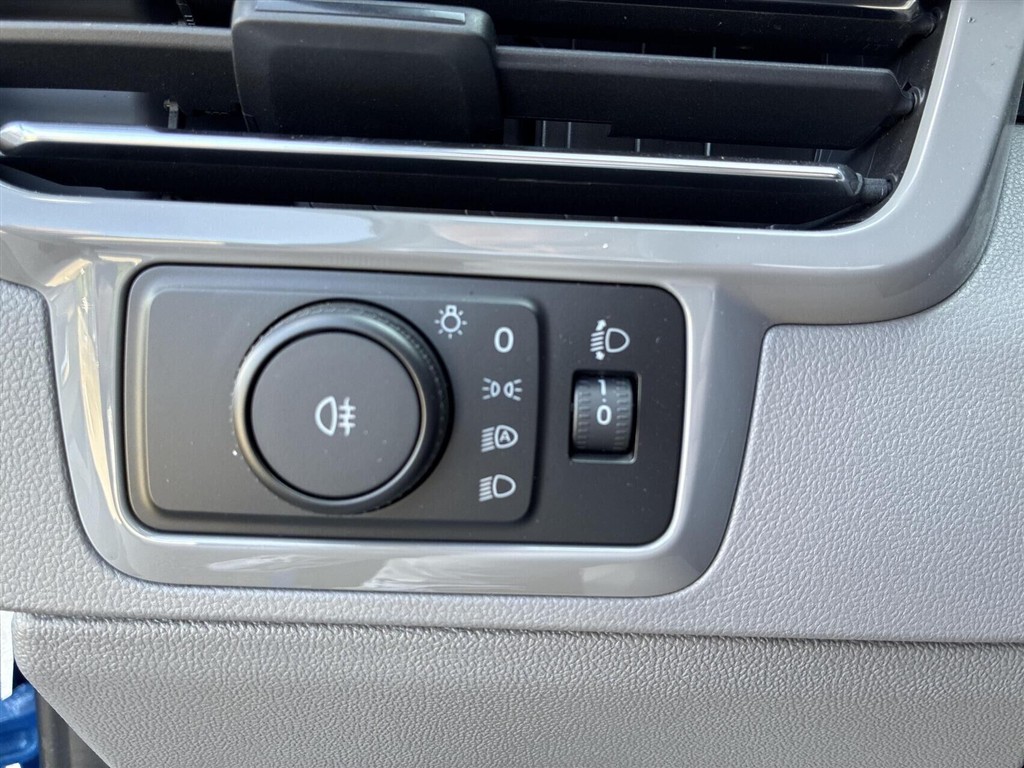VW e-Caravelle L29 Lang EL Life 218HK Aut. - Image 13