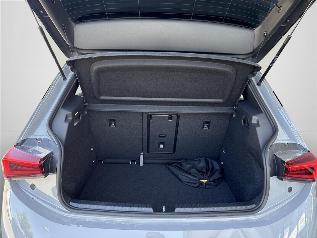 Cupra Born EL Dinamica Pack High 204HK 5d Aut. - Image 7