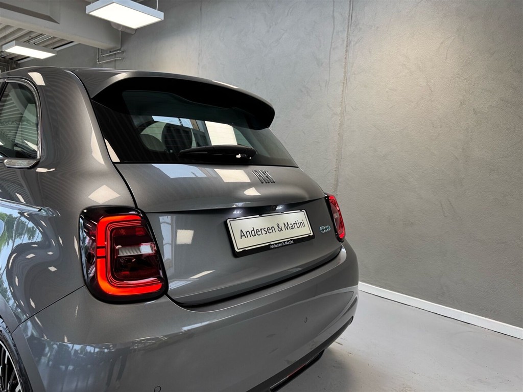Fiat 500e EL La Prima By Bocelli 118HK 3d Aut. - Image 6