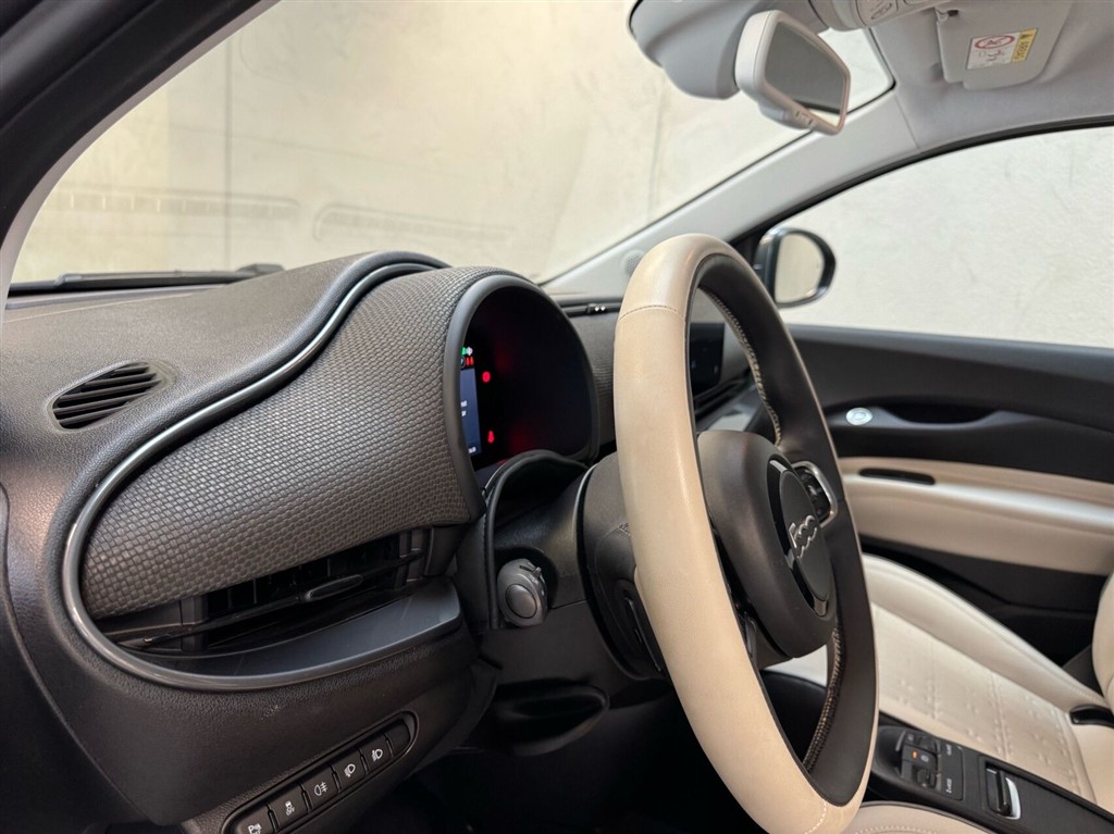 Fiat 500e EL La Prima By Bocelli 118HK 3d Aut. - Image 16