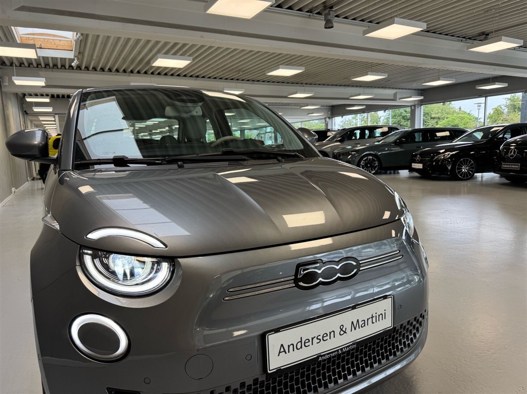 Fiat 500e EL La Prima By Bocelli 118HK 3d Aut. - Image 3