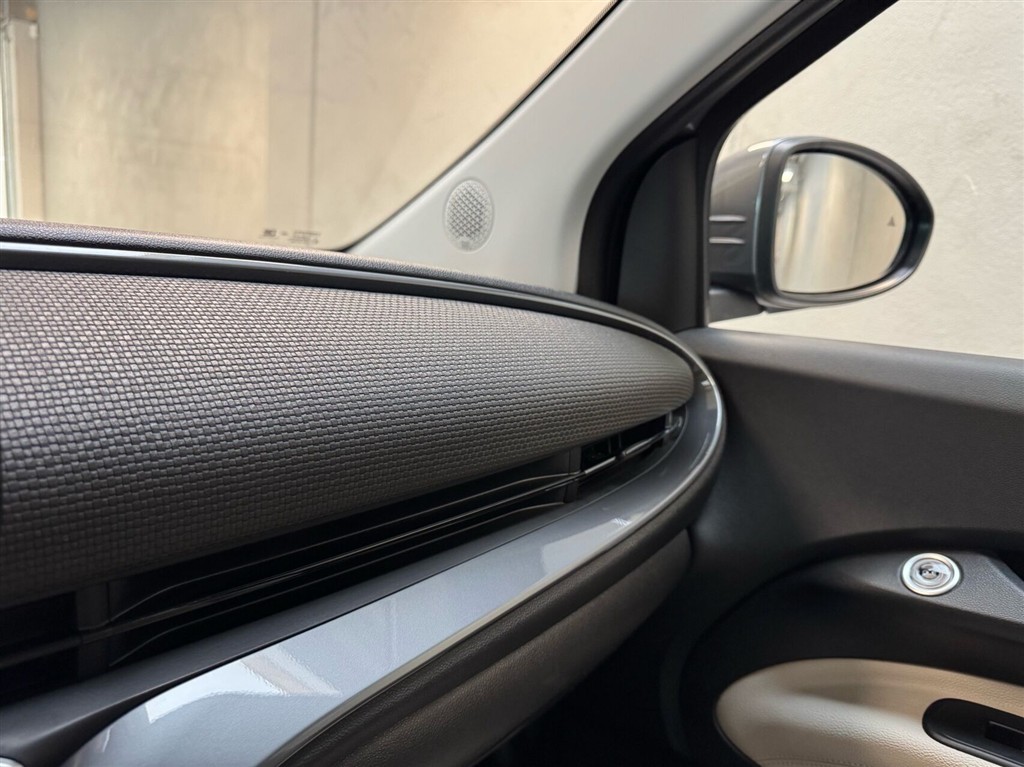 Fiat 500e EL La Prima By Bocelli 118HK 3d Aut. - Image 23