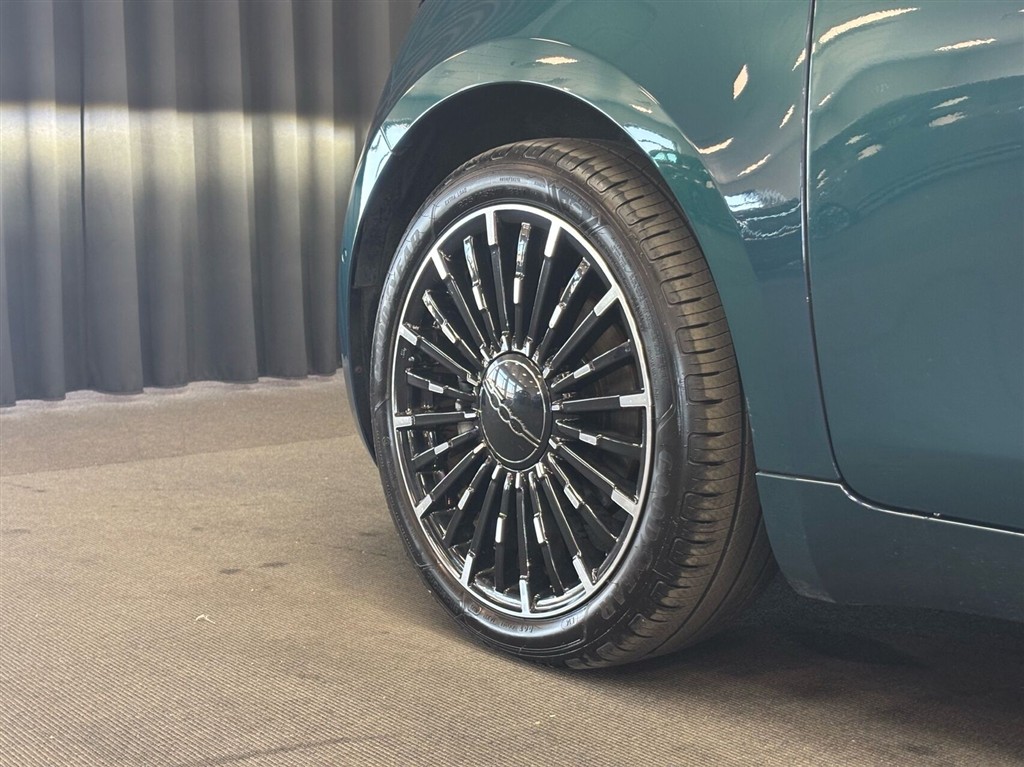 Fiat 500e EL La Prima By Bocelli 118HK 3d Aut. - Image 5