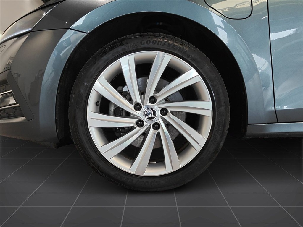 Skoda Octavia 1,4 TSI Plugin-hybrid iV Plus DSG 204HK 5d 6g Aut. - Image 6