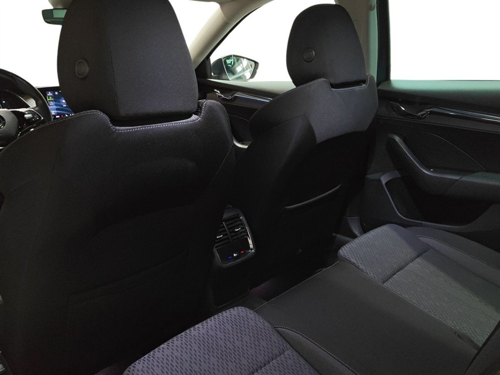 Skoda Octavia 1,4 TSI Plugin-hybrid iV Plus DSG 204HK 5d 6g Aut. - Image 11
