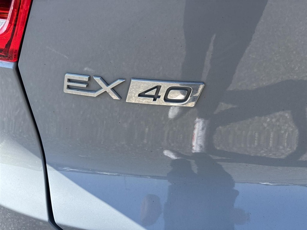 Volvo EX40 Single Motor Extended Range Core 252HK 5d Aut. - Image 16