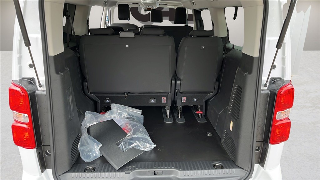 Opel Zafira-e Life L3 EL Shuttle 136HK Aut. - Image 8