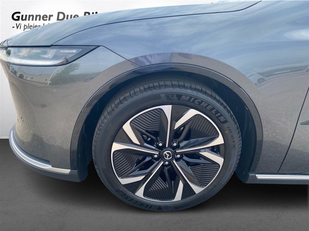 Mazda 6e EL Takumi 258HK 5d Aut. - Image 9
