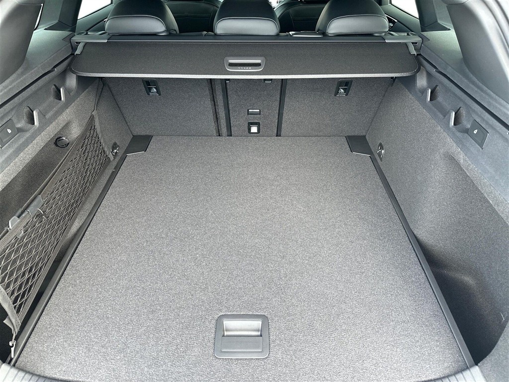 VW ID.7 Tourer EL Style S 286HK Stc Aut. - Image 13