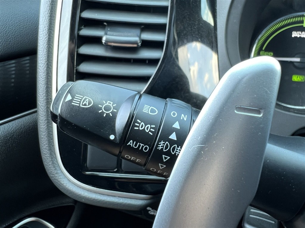 Mitsubishi Outlander 2,4 PHEV Instyle S-Edition 4WD 224HK 5d Trinl. Gear - Image 23