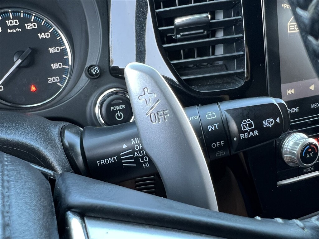 Mitsubishi Outlander 2,4 PHEV Instyle S-Edition 4WD 224HK 5d Trinl. Gear - Image 24