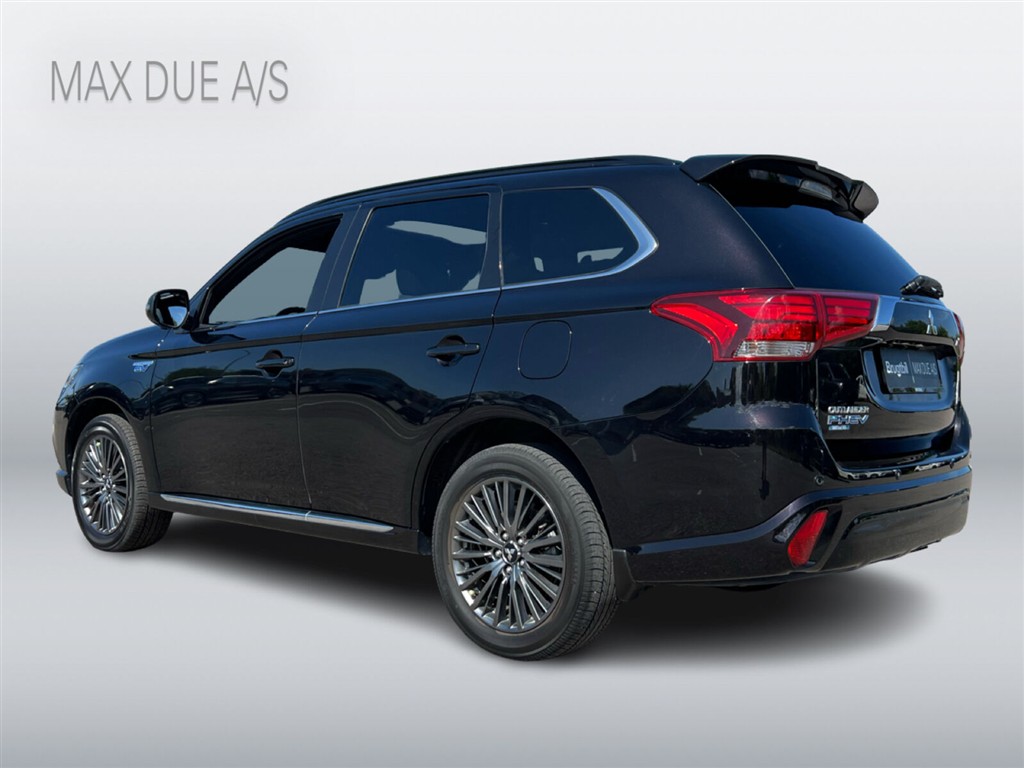Mitsubishi Outlander 2,4 PHEV Instyle S-Edition 4WD 224HK 5d Trinl. Gear - Image 32