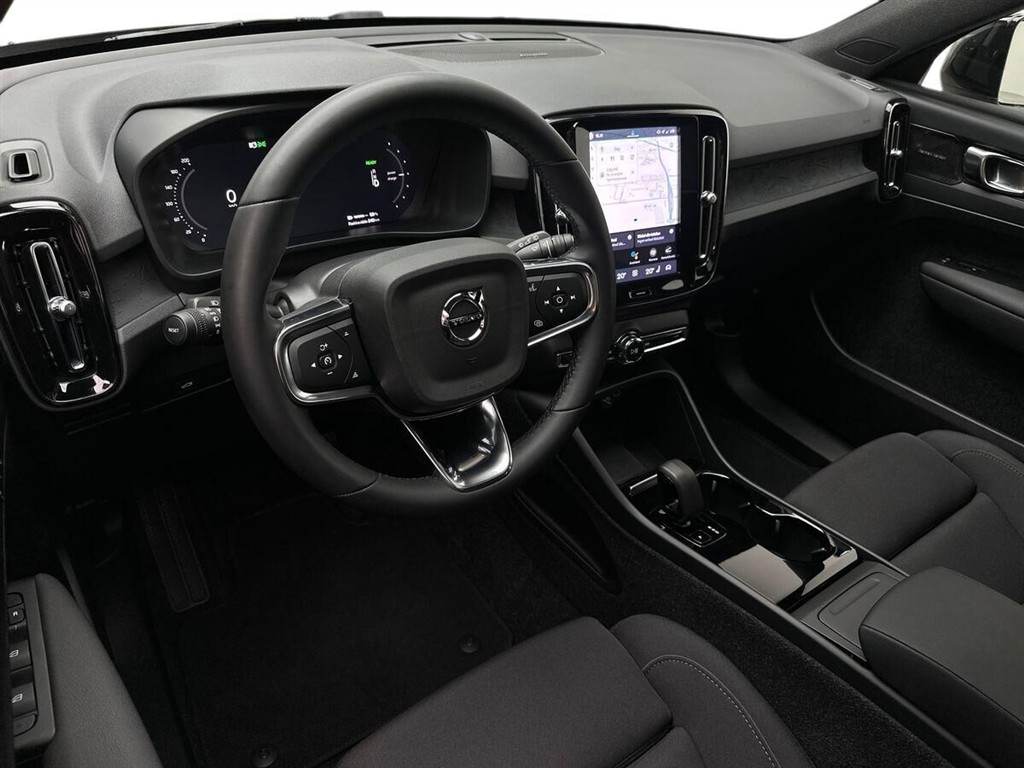 Volvo XC40 P6 Recharge Ultimate 231HK 5d Aut. - Image 15