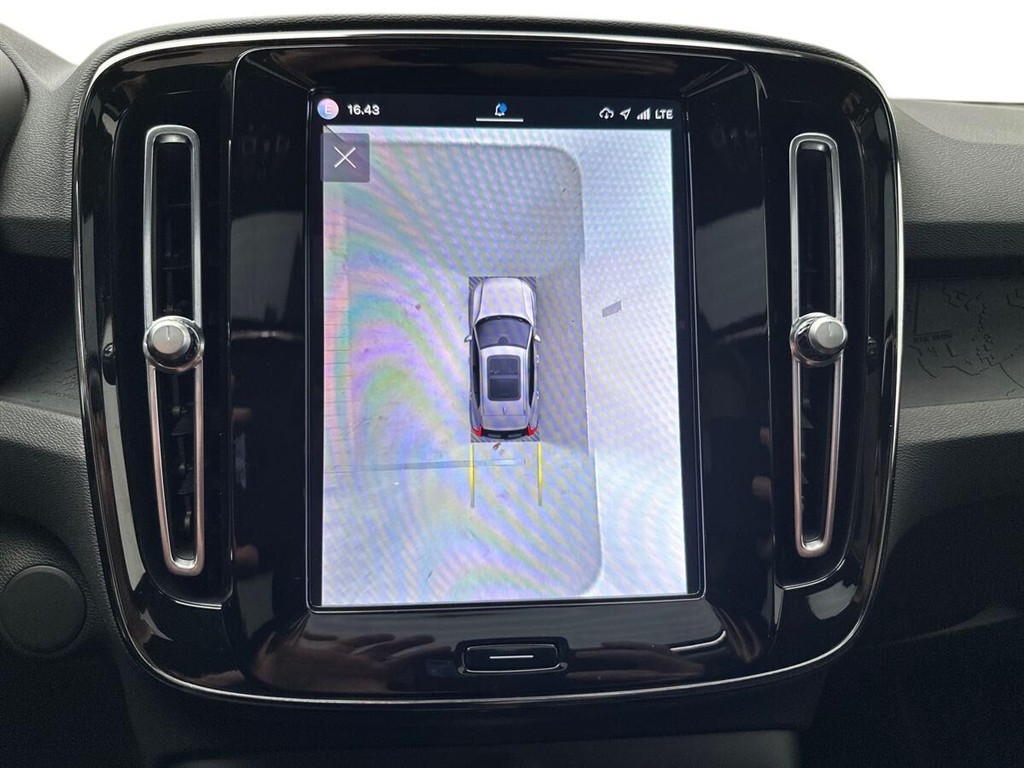 Volvo XC40 P6 Recharge Ultimate 231HK 5d Aut. - Image 17