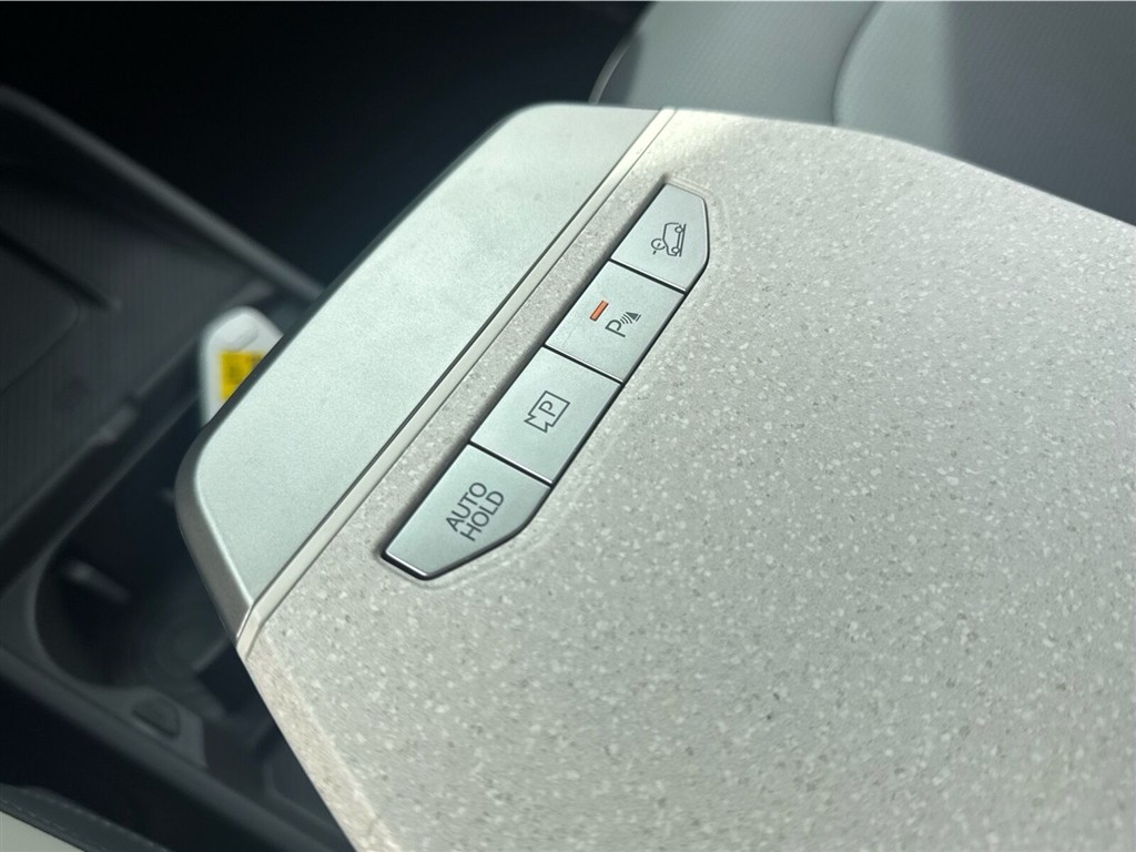 Kia EV3 Long Range GT-Line 204HK 5d Aut. - Image 20