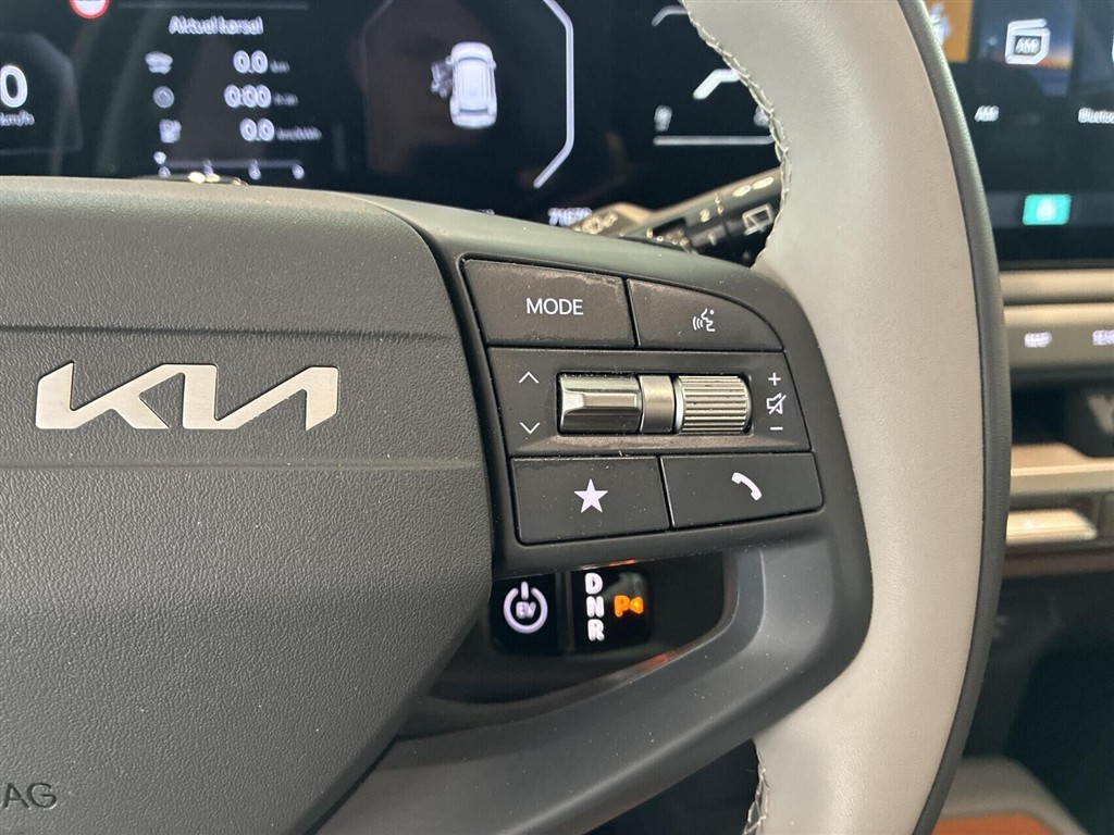 Kia EV3 Long Range Prestige 204HK 5d Aut. - Image 9