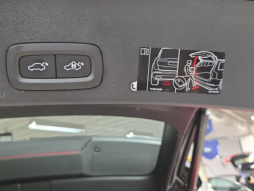 Volvo XC40 1,5 T5 Recharge Plugin-hybrid Inscription 262HK 5d 7g Aut. - Image 19